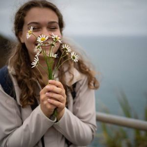 Meet your Posher, Caitlin